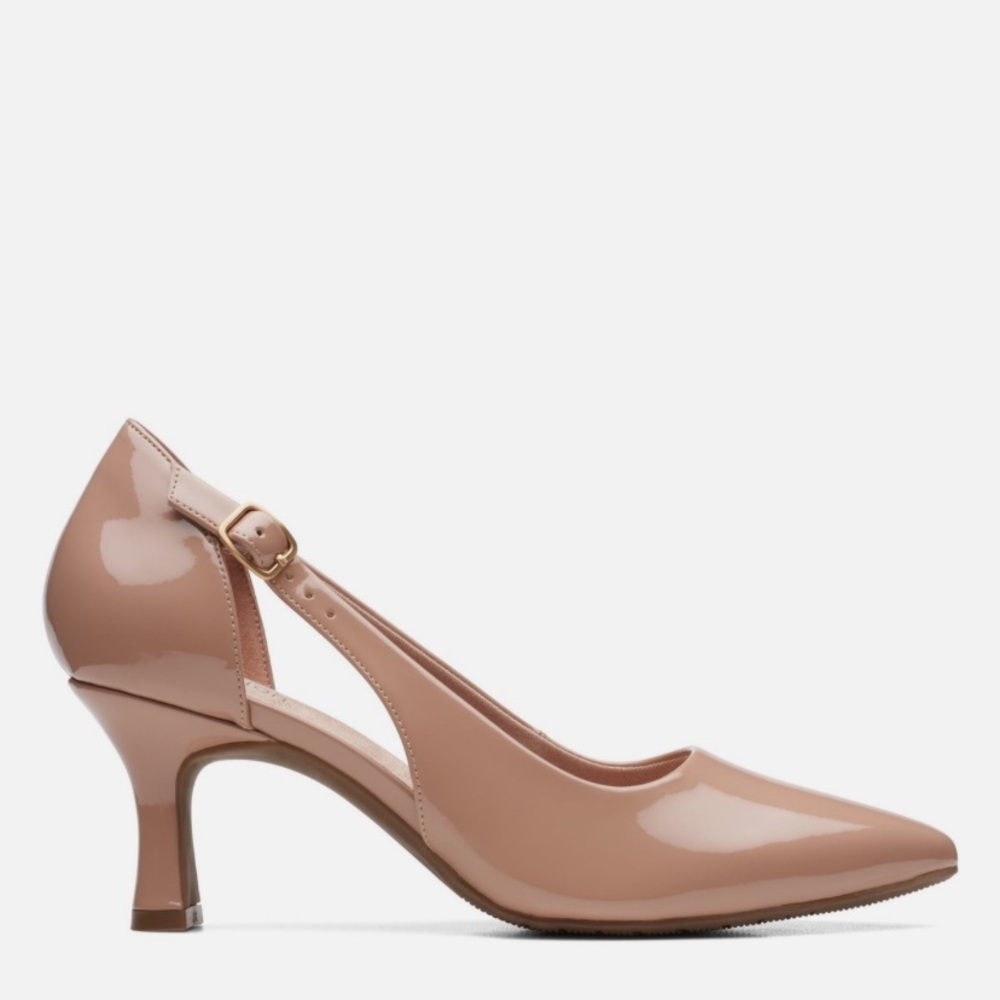 Clarks Patent Tan Heels